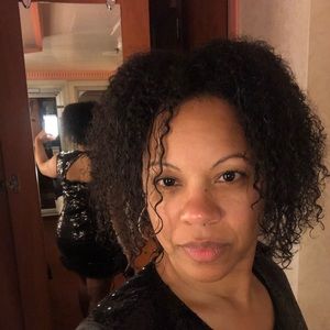 Meet your Posher, Latasha